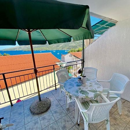 Apartmani Ines Marina Extérieur photo