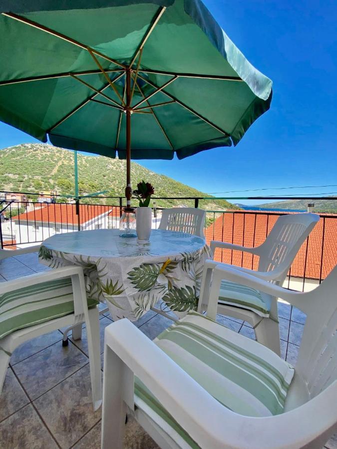 Apartmani Ines Marina Extérieur photo