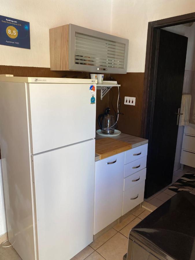 Apartmani Ines Marina Extérieur photo